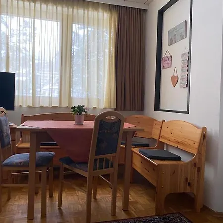 An Der Therme Apartmán *